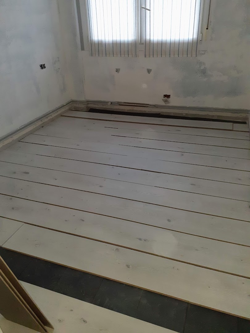 Carpintero & Home Staging U.R.F & Guild Cordination — Fotos 1