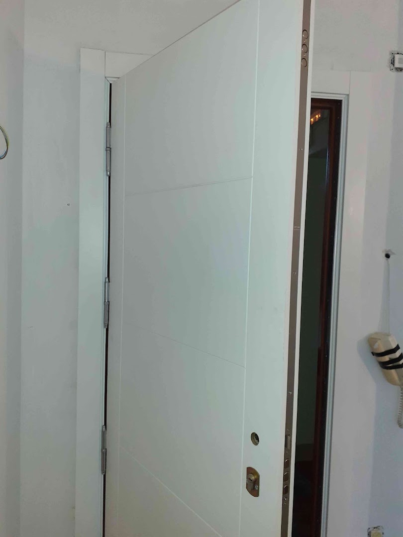 Carpintero & Home Staging U.R.F & Guild Cordination — Fotos 3